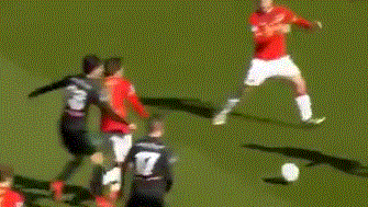 字母哥伤退，雄鹿完成18分大逆转，打赢东部第一活塞