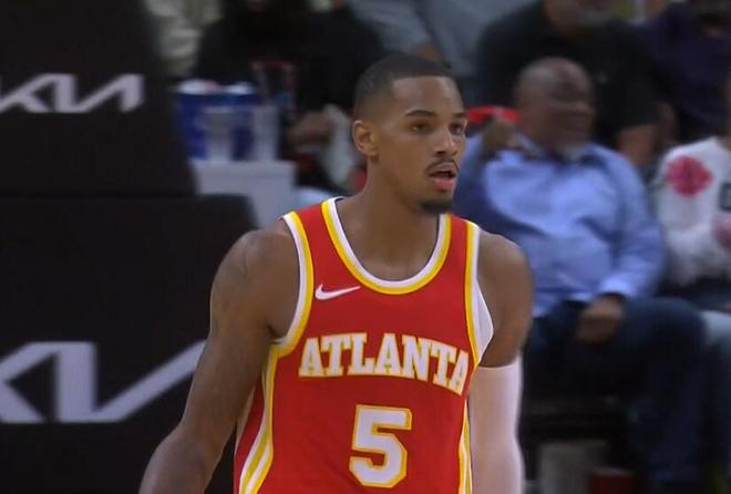 FIFA发布的世界杯赛程以美东时间计算，比北京时间慢12小时