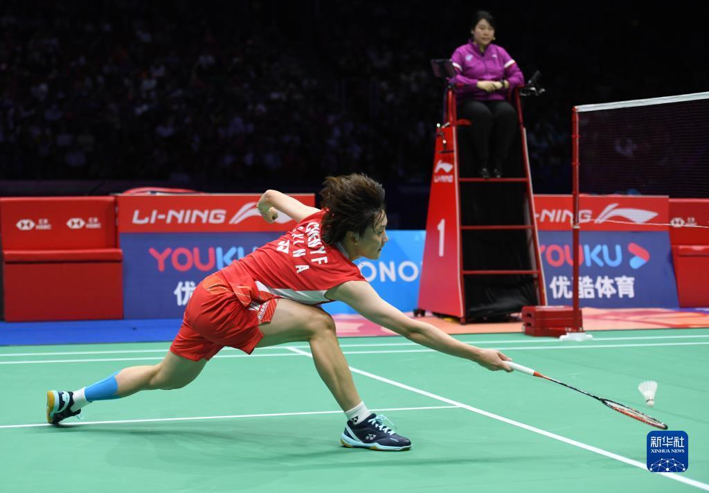 转投费内巴 转投费内巴