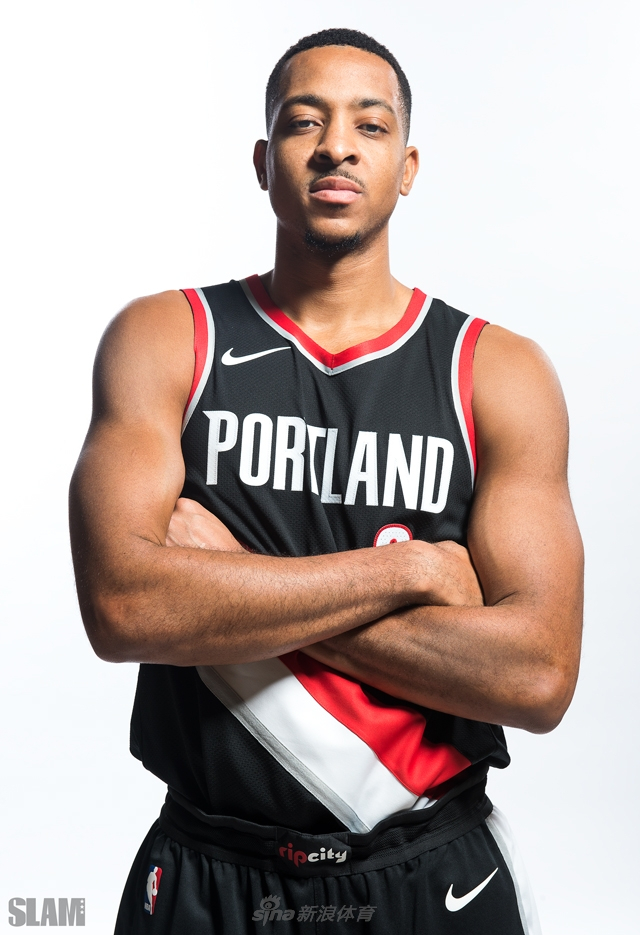 于两队进攻 于两队进攻