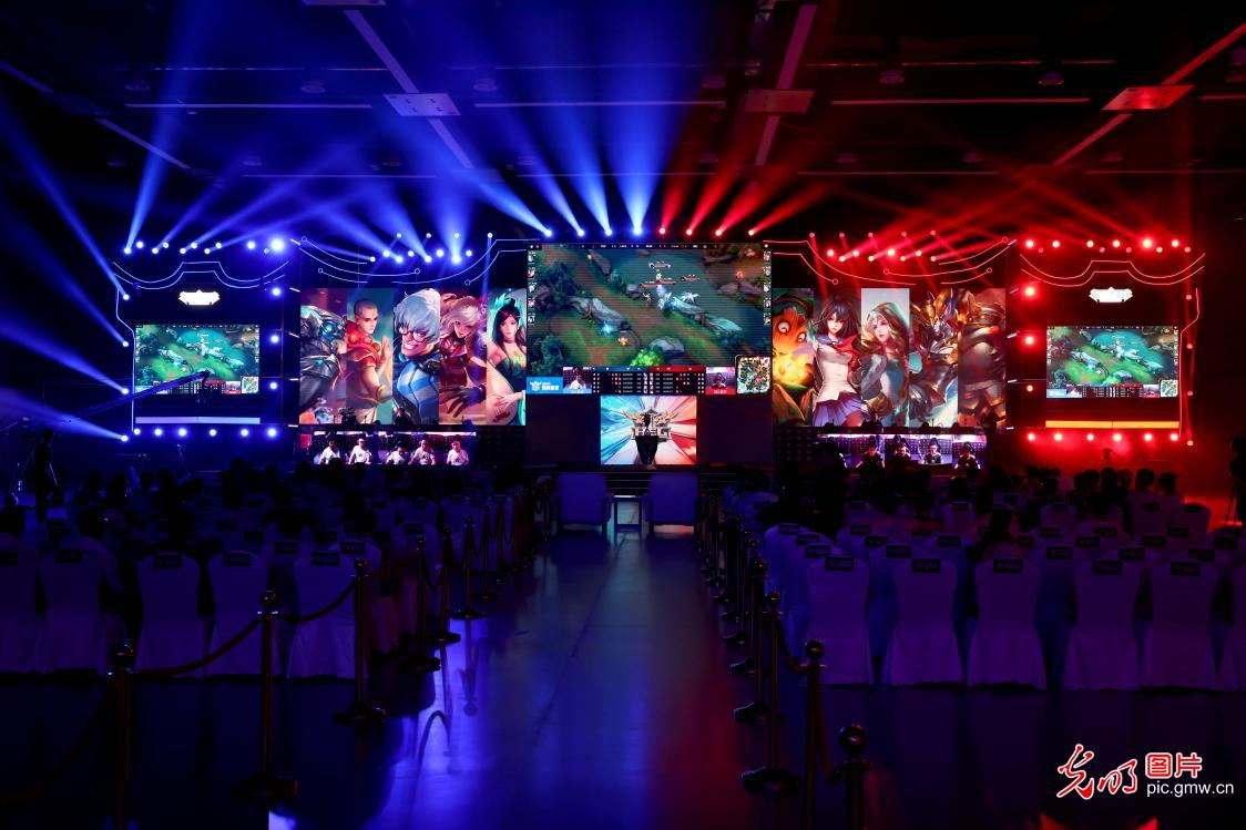 在激烈的赛 在激烈的赛